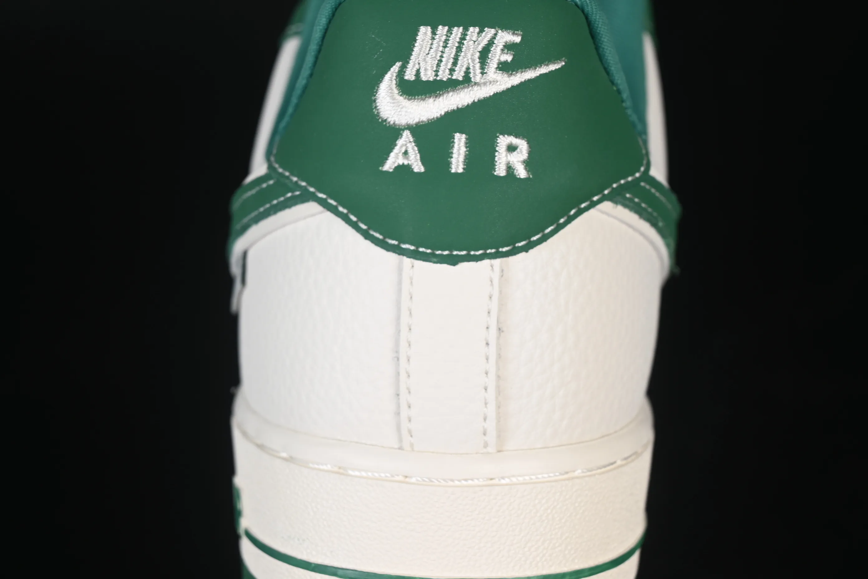 All categories Nk Air Force 1 Air Force series Nk Air Force 1 Low Air Force low-top Nike Air Force 1'07 Low Stusi co-branded beige and green hook Air Force 1 low-top casual sneakers DD1982-305